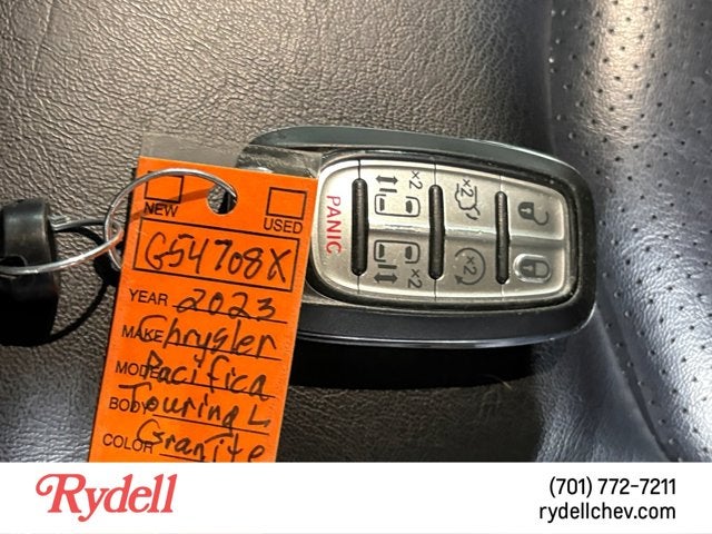 2023 Chrysler Pacifica Touring L