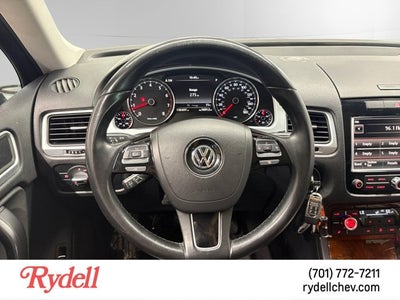 2014 Volkswagen Touareg Sport