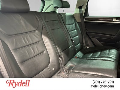 2014 Volkswagen Touareg Sport